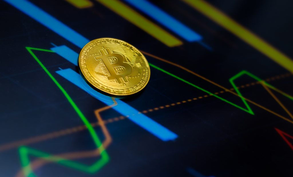 Bitcoin Dips into the Weekend Amid Tensions from Trump-Zelensky Meeting.